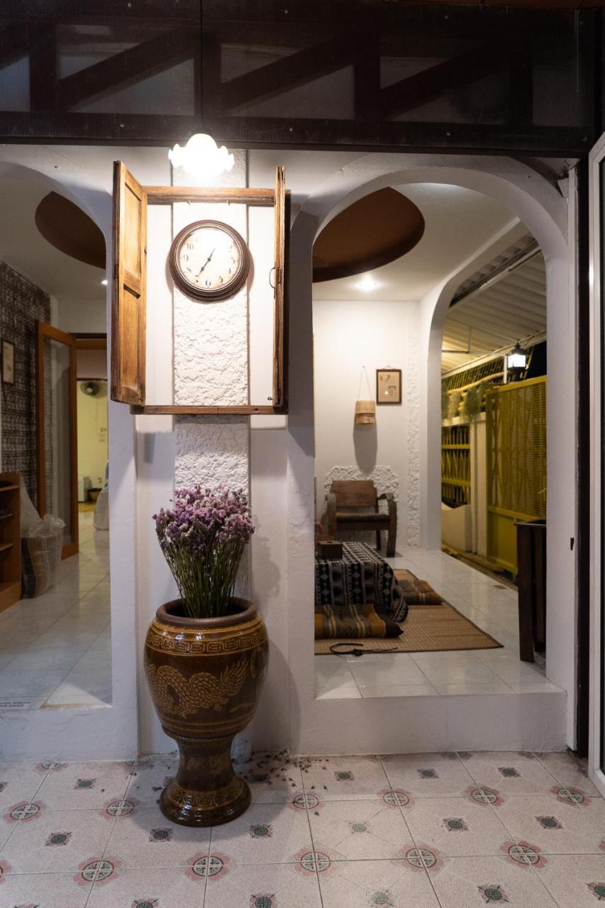 Past Tense Hostel Τσιάνγκ Μάι Εξωτερικό φωτογραφία