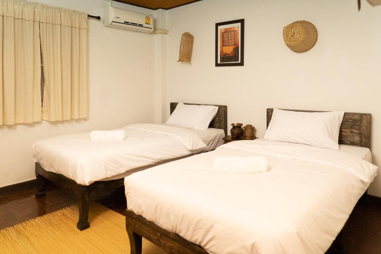 Past Tense Hostel Τσιάνγκ Μάι Εξωτερικό φωτογραφία