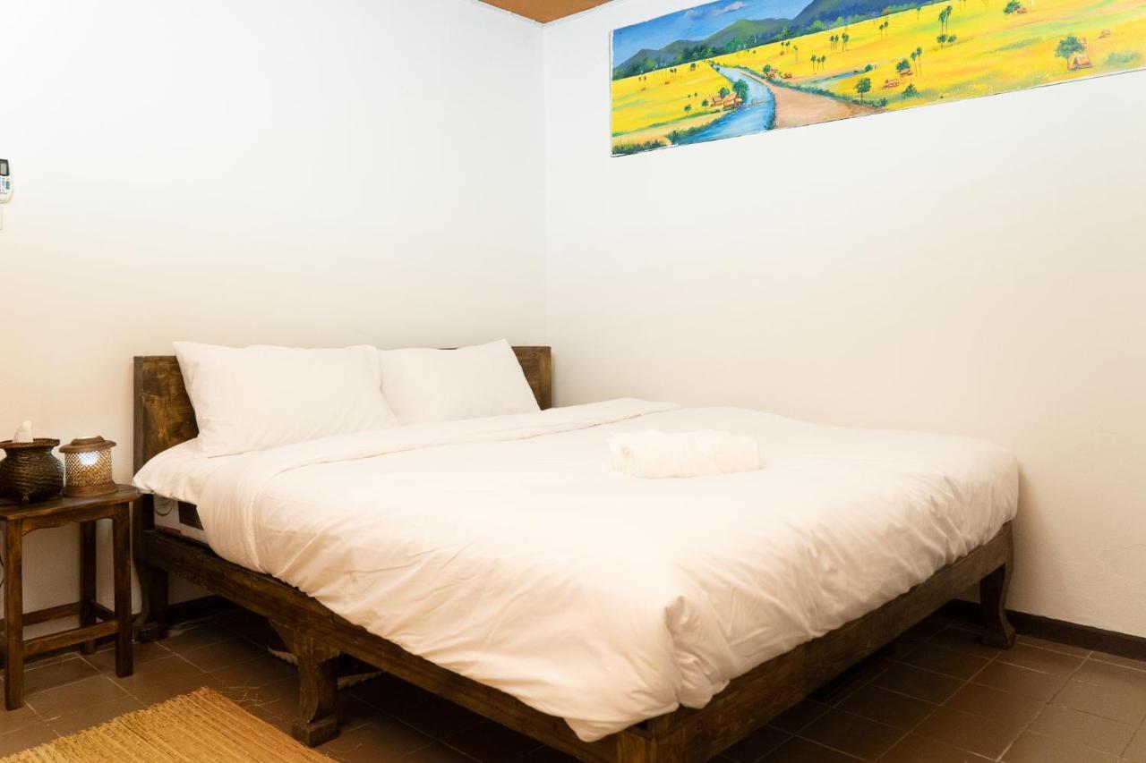 Past Tense Hostel Τσιάνγκ Μάι Εξωτερικό φωτογραφία